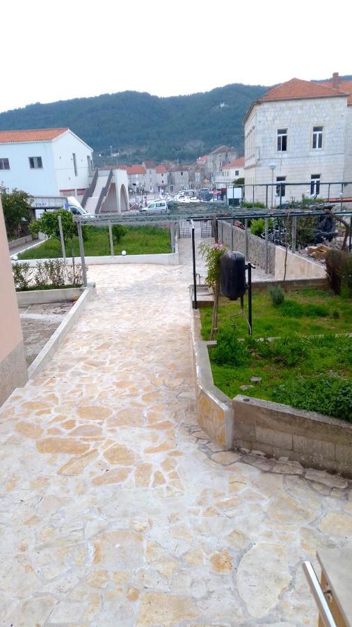Apartman Tudor Stari Grad  Ngoại thất bức ảnh